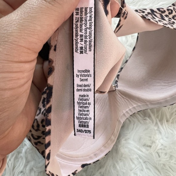 Incredible By Victoria Secret Lined Demi Bra Push Up Leopard Underwire 34D - Picture 5 of 5